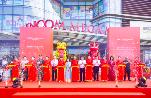 Khai trương Vincom Mega Mall Royal Island tại Vũ Yên, Hải Phòng Khai trương Vincom Mega Mall Royal Island tại Vũ Yên, Hải Phòng