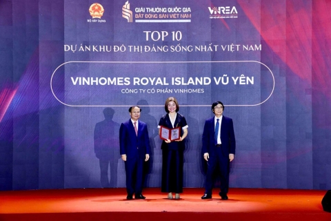 Vinhomes Vũ yên vinh dự nhận giải cao quý top dự án đáng sống nhất Việt nam