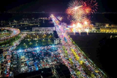 Nhà phố Vinhomes Royal Island hút giới đầu tư nhờ lãi đơn - lãi kép