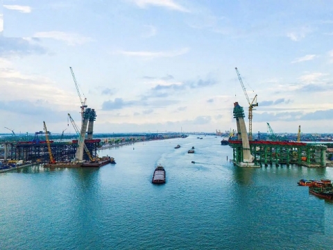 Toàn cảnh công trường cầu máy chai 2.300 tỷ nối Đảo Vũ Yên vào nội đô Hải Phòng